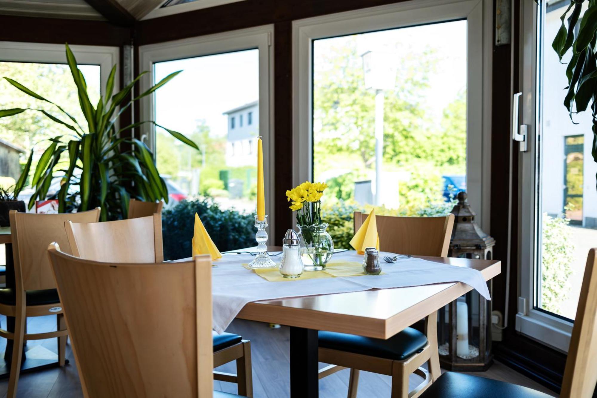 Restaurant & Hotel Storchenklause Storkow  Eksteriør billede