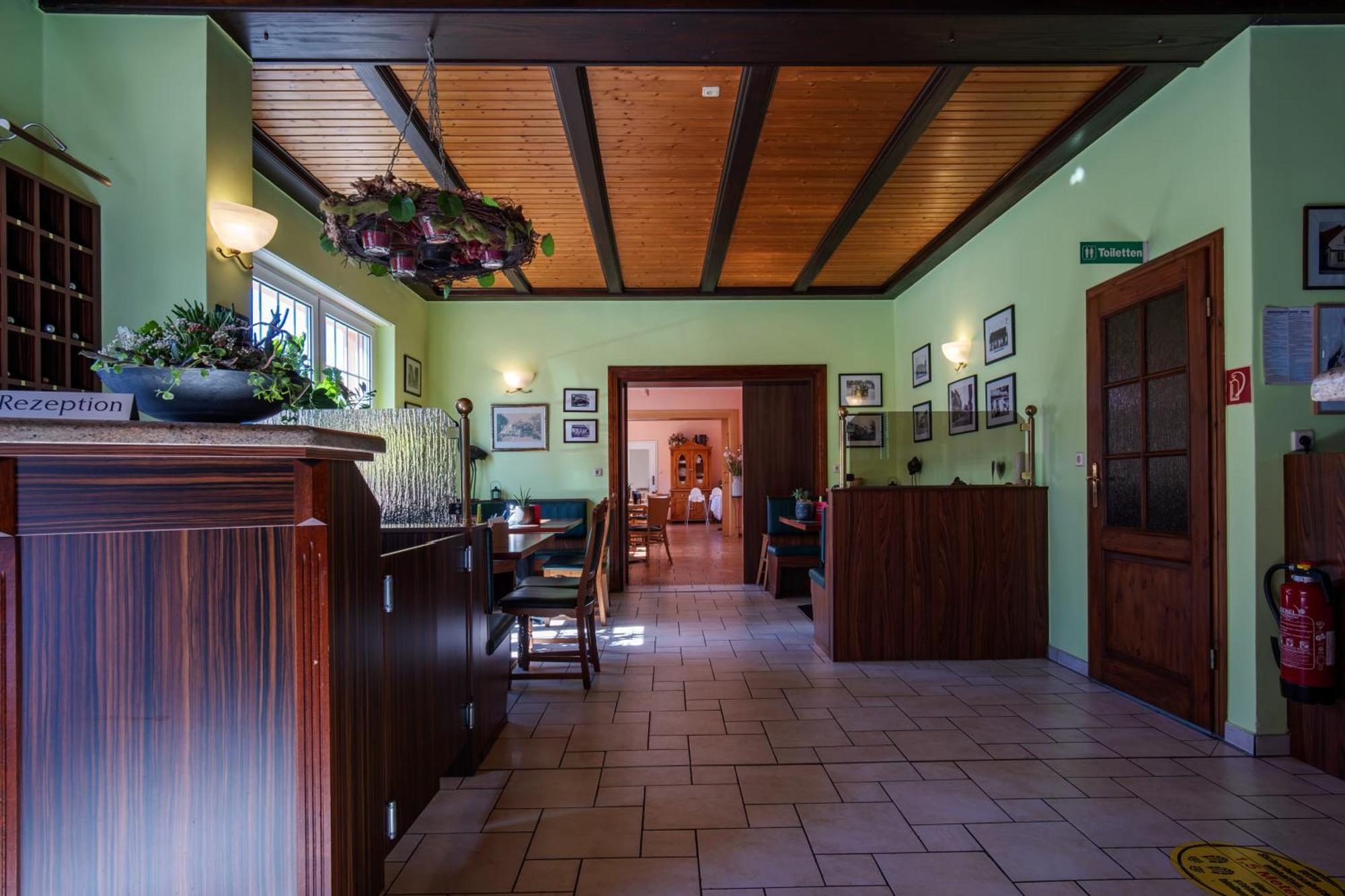 Restaurant & Hotel Storchenklause Storkow  Eksteriør billede